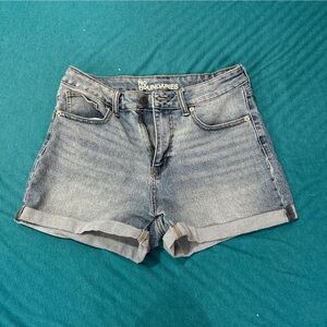 No Boundaries Women's Classic Blue Jean Shorts